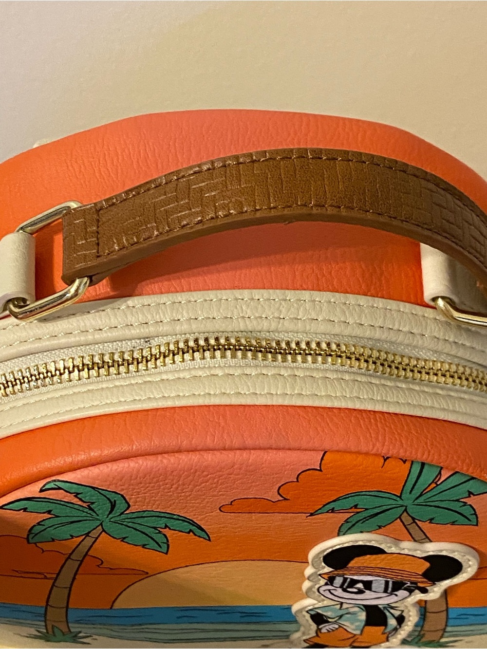 Disney Parks Mickey & Minnie Summer At The Beach Loungefly Minni Backpack - Picture 6 of 15